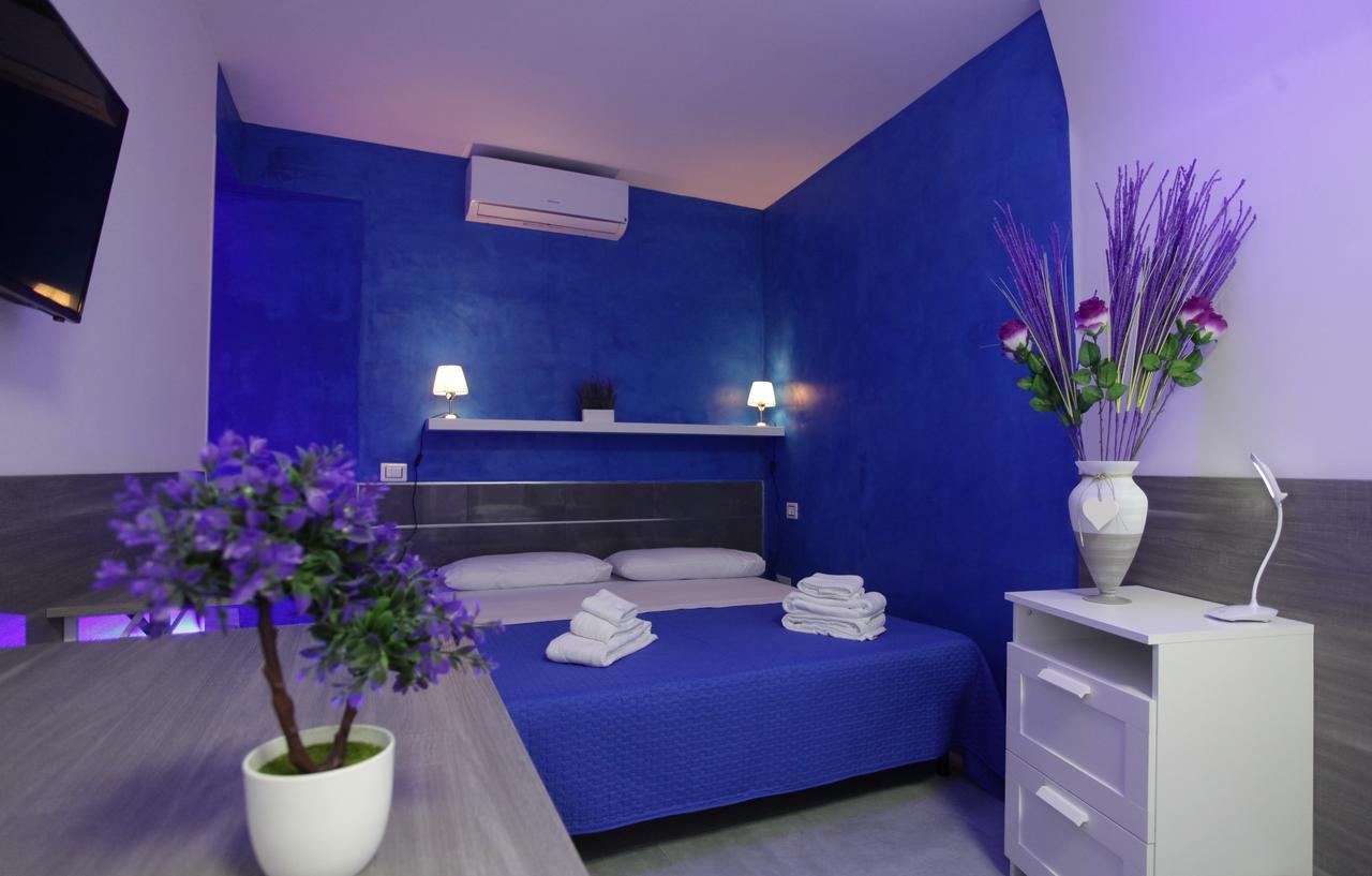 Bed and Breakfast Chiaia Relax Neapel Exterior foto