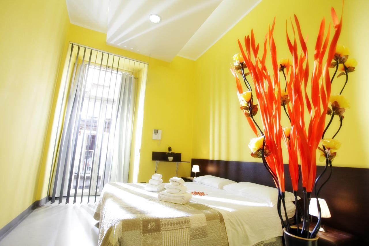 Bed and Breakfast Chiaia Relax Neapel Exterior foto