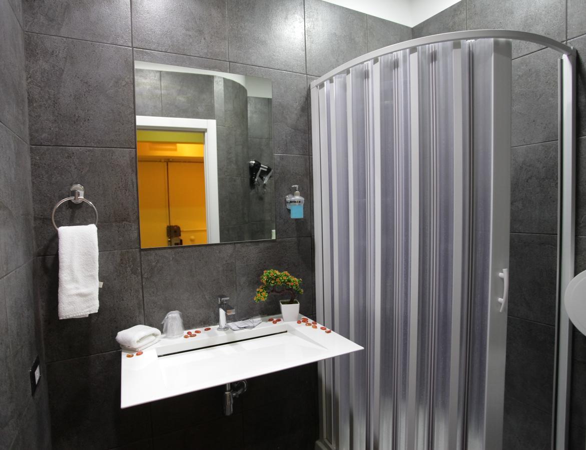 Bed and Breakfast Chiaia Relax Neapel Exterior foto