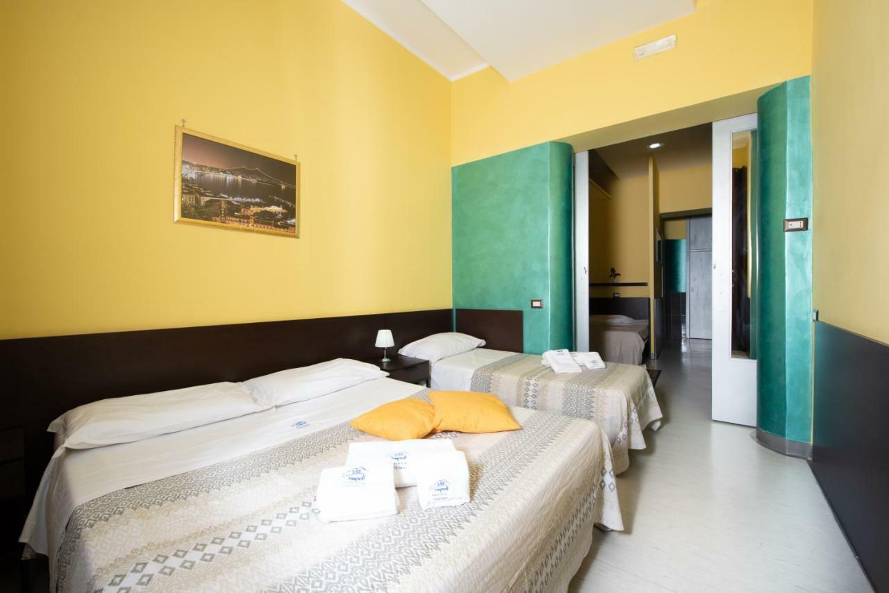 Bed and Breakfast Chiaia Relax Neapel Exterior foto