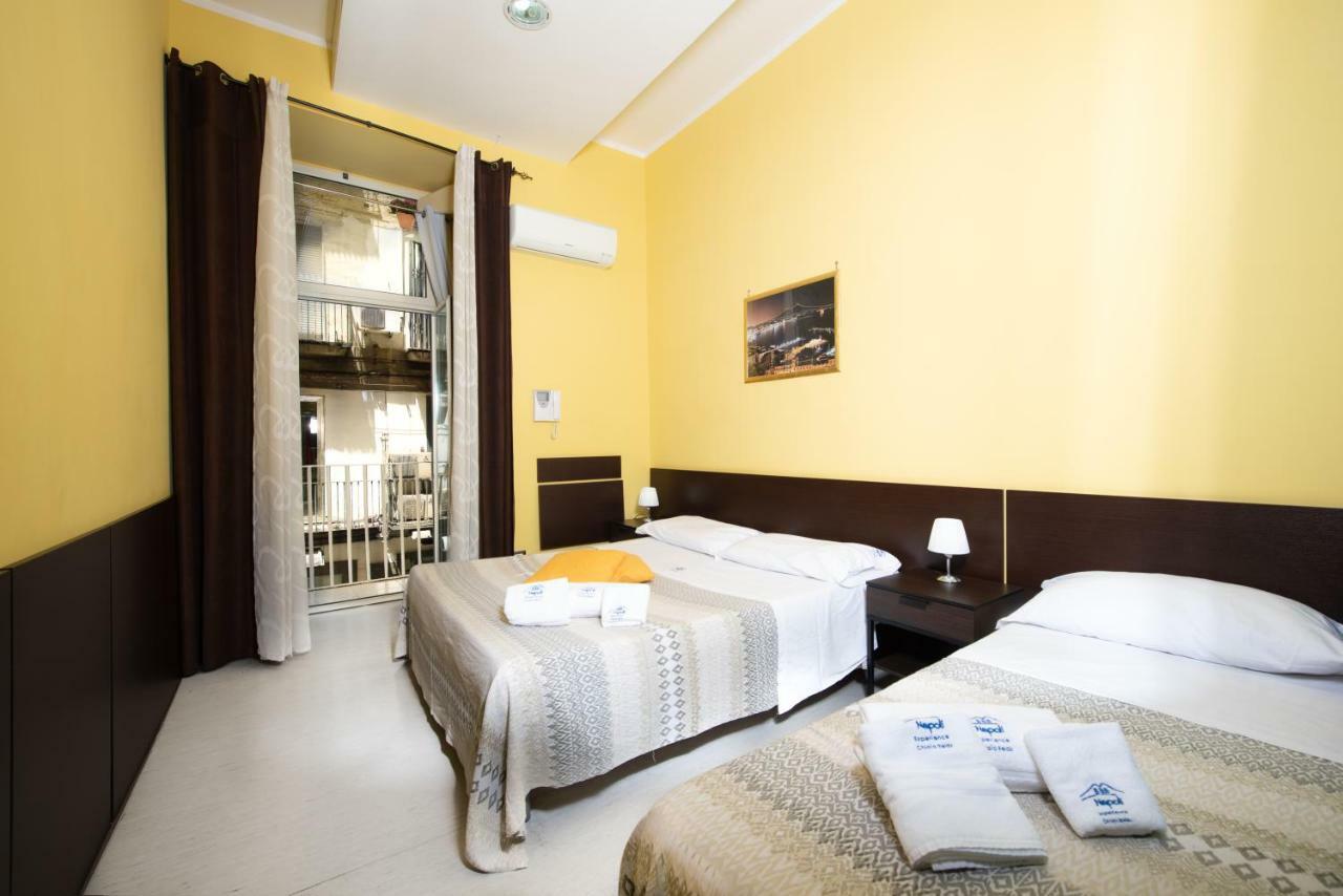 Bed and Breakfast Chiaia Relax Neapel Exterior foto