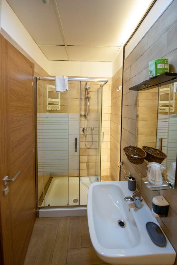 Bed and Breakfast Chiaia Relax Neapel Exterior foto
