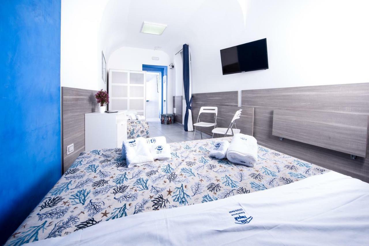 Bed and Breakfast Chiaia Relax Neapel Exterior foto