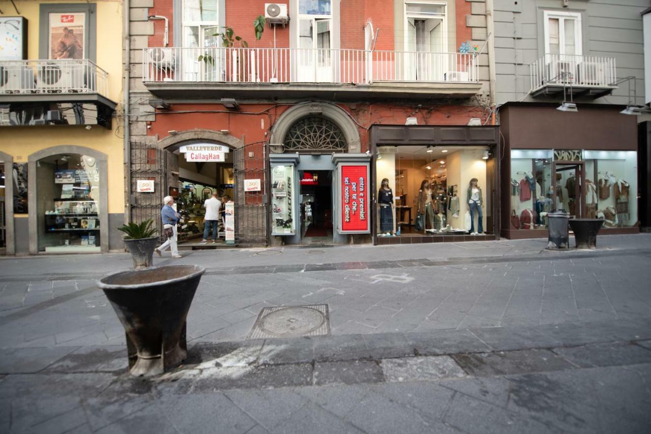 Bed and Breakfast Chiaia Relax Neapel Exterior foto